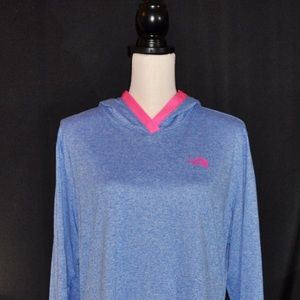 North face women’s pullover lightweight hoodie.